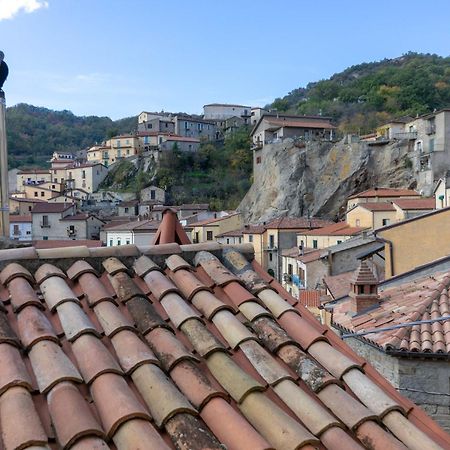 B&B Sud E Magia Castelmezzano Exterior photo